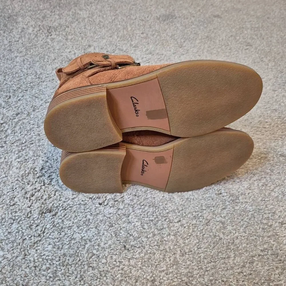 Clarks Women's Buckle Ankle Brown Suede Boots Size 6.5